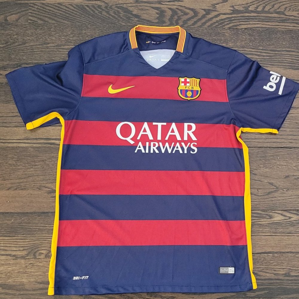 2015/16 FC Barcelona Home Jersey - Men's Large - Excellent Condition